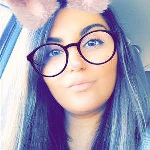 Meet Your Posher!!!!!